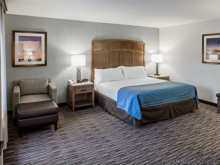 Holiday Inn Express & Suites Carpinteria By Ihg Екстер'єр фото